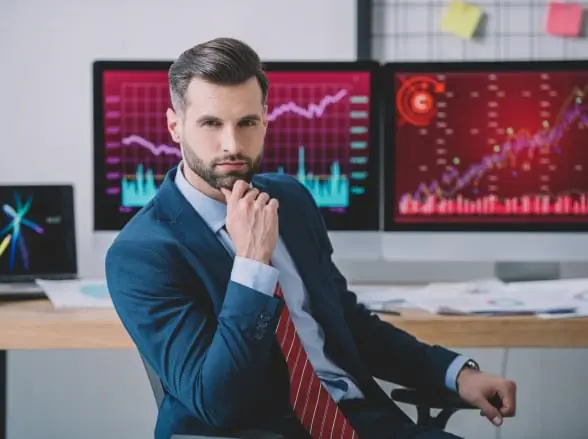 Professional trader using Immediate Flik platform tools